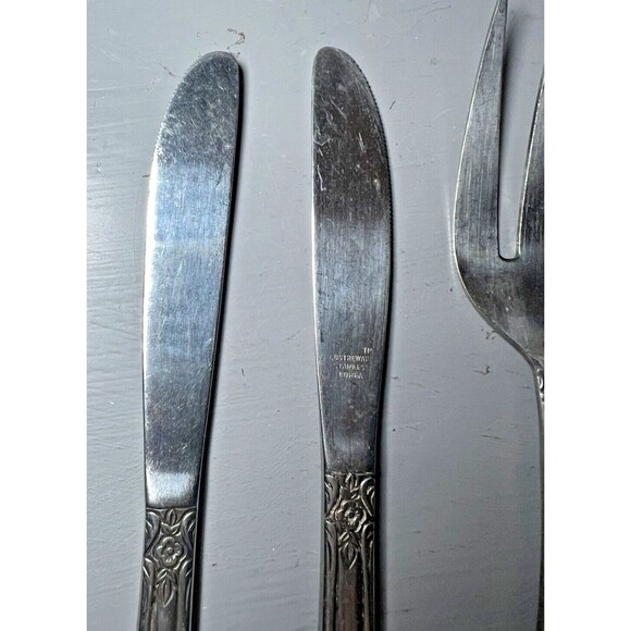 Lustreware Stainless Steel Flatware Vintage Rose Pattern Lg Fork 2 Butter Cutter - Picture 5 of 15